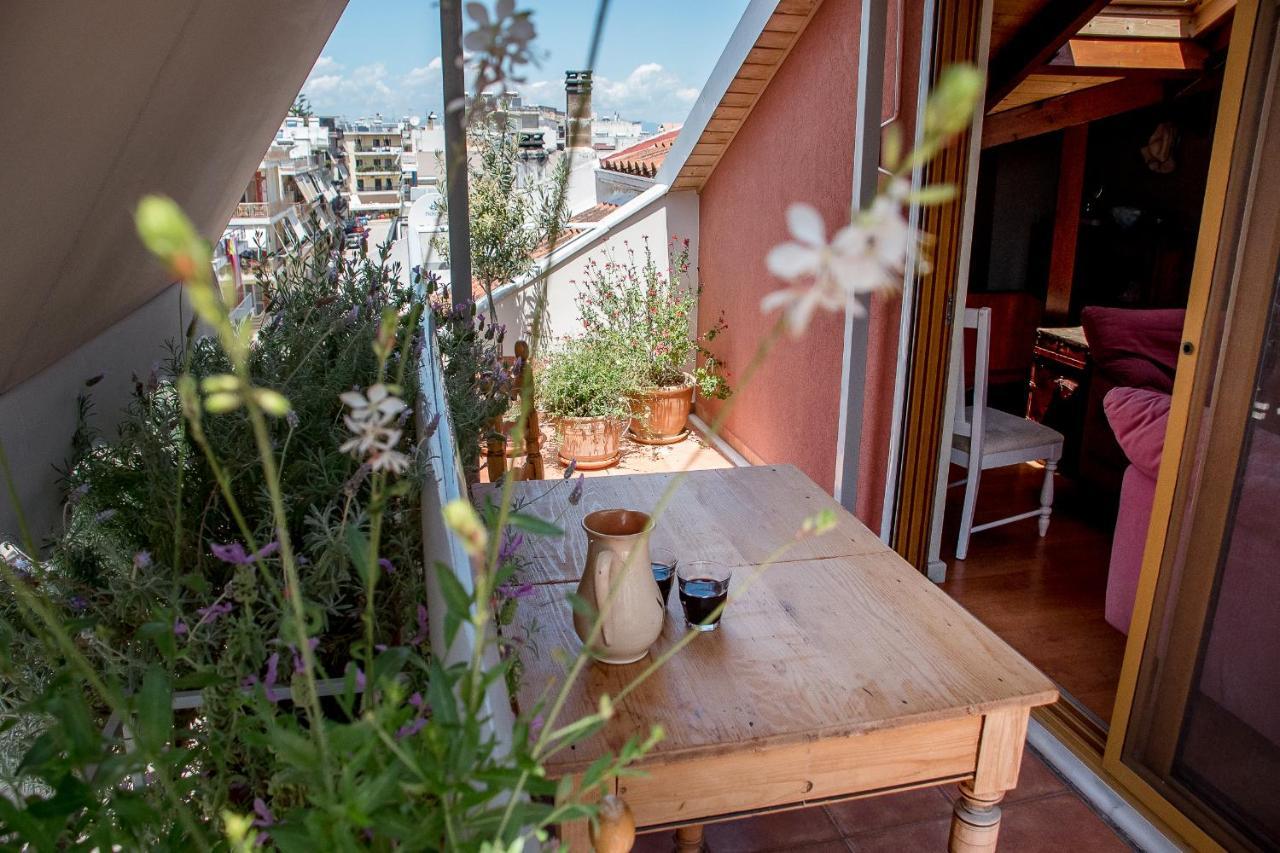 Apartamento Country Style Attic In The Heart Of Preveza Exterior foto