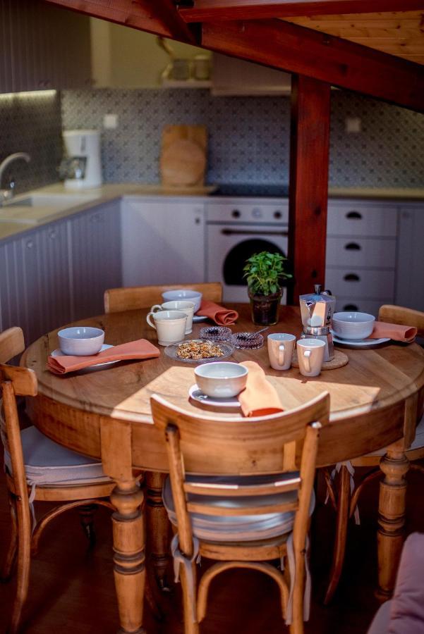Apartamento Country Style Attic In The Heart Of Preveza Exterior foto