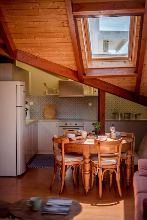 Apartamento Country Style Attic In The Heart Of Preveza Exterior foto